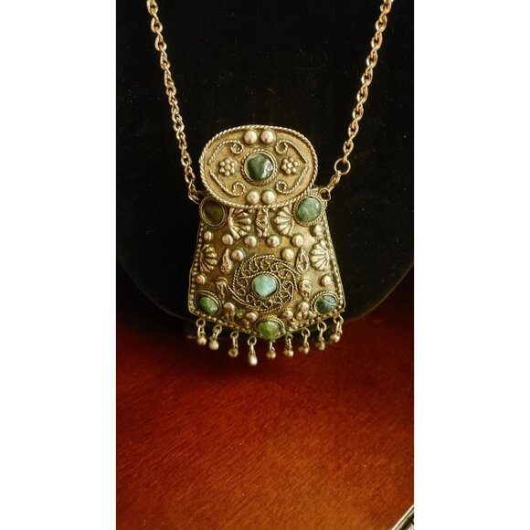 Sajai Gemstone Coin Purse Ethnic Silver Pendant Necklace Green Gemstones Bohemia - Picture 3 of 16